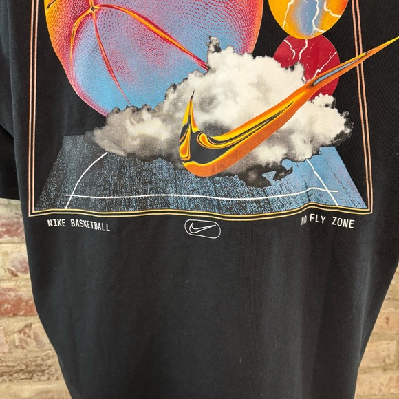 Nike basketball tee t shirt large NWT - Picture 6 of 9